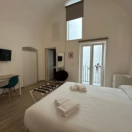 Casa Garruba 99 * Bari