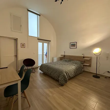 Casa Garruba 99 * Bari