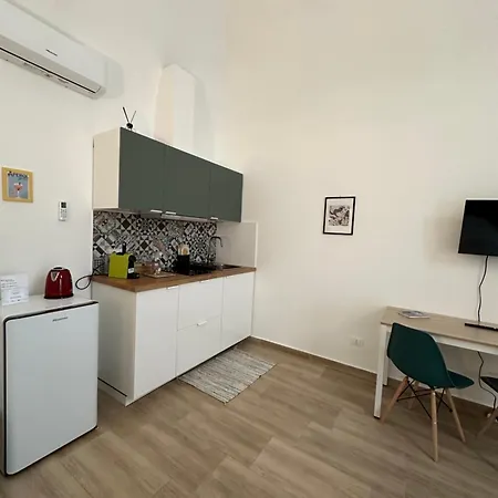 Casa Garruba 99 * Bari